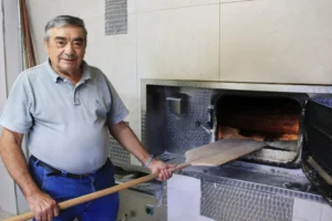 Panadería Carlos, Taboada: Nothing but Yeast and Flour
